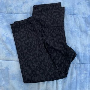 Lululemon Wunder unders black leopard print